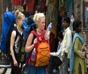 India tourist visits down 25% following fatal Delhi gang rape