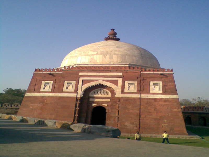 Mausoleum of Ghiyasuddin Tughlaq