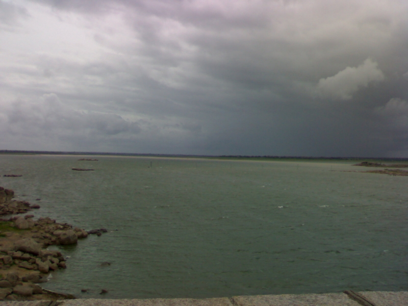Osman Sagar Lake